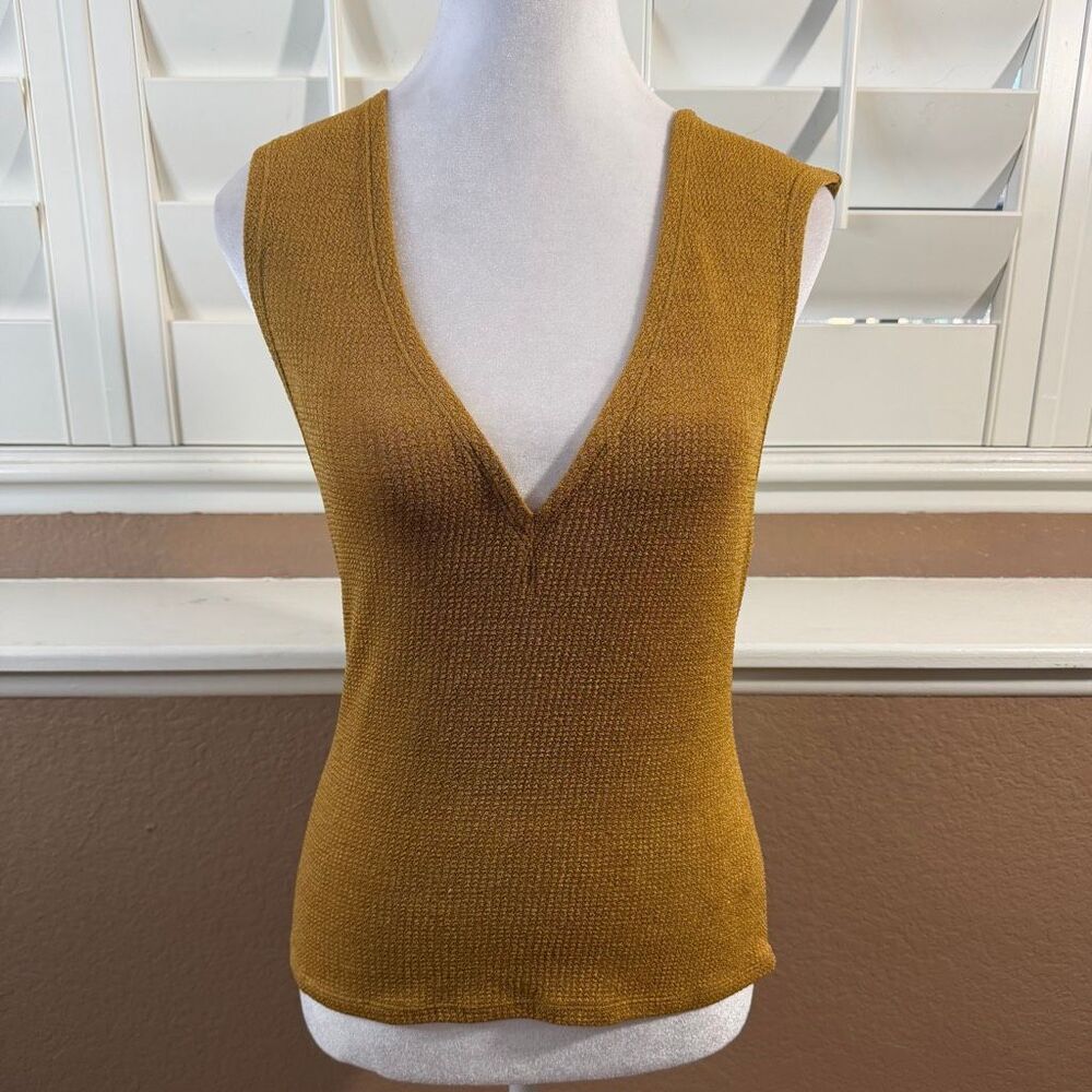 Reformation Wren Knit Top Yellow V Neck Sleeveless Sz M Sustainable Chic Earthy